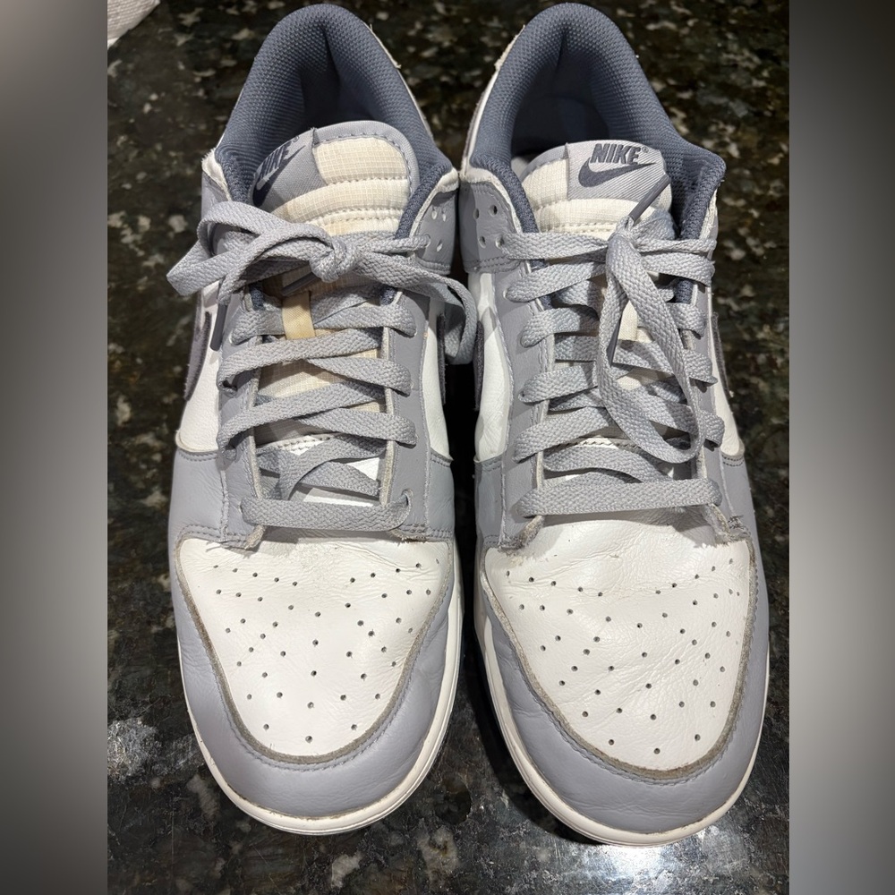 Nike Dunks Men's White and Gray Sneakers